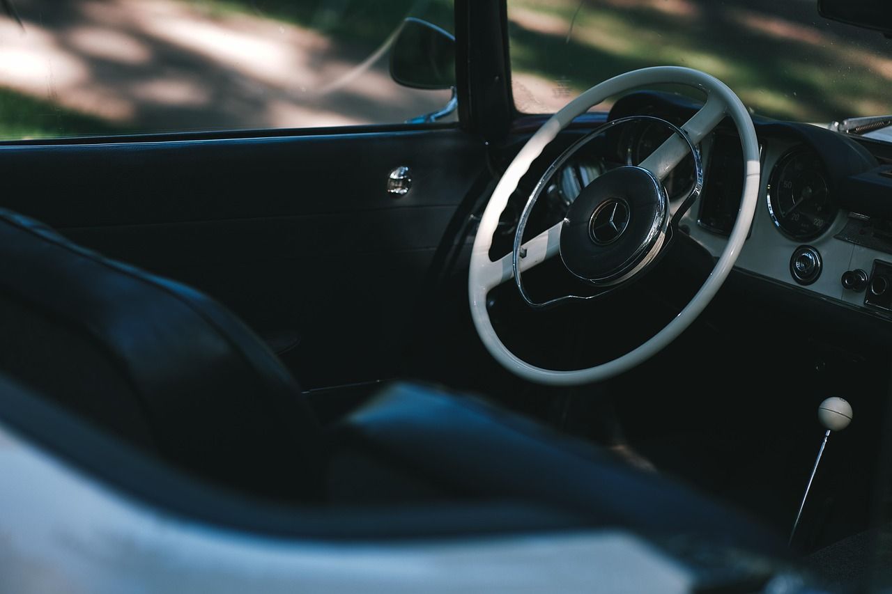 location de voiture à l'étranger : trouvez les meilleures offres et conduisez en toute liberté lors de vos voyages internationaux.